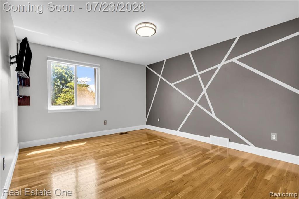 5063 Abington Drive, Troy, MI 48085 — Photo 27