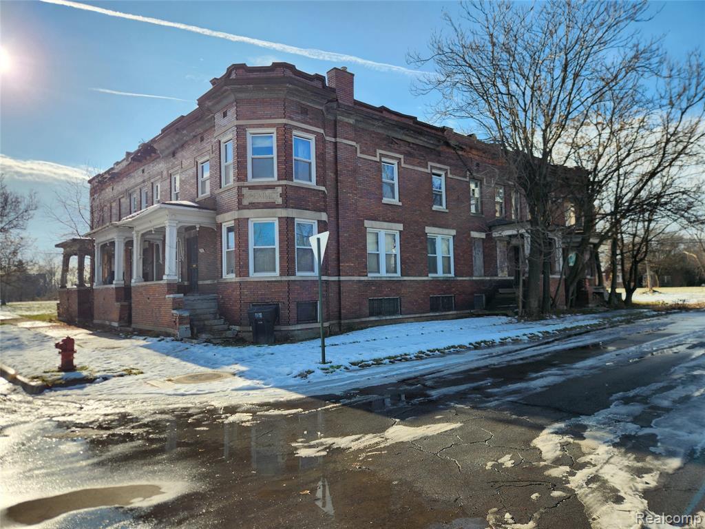 2511 Ash Street - Photo 4