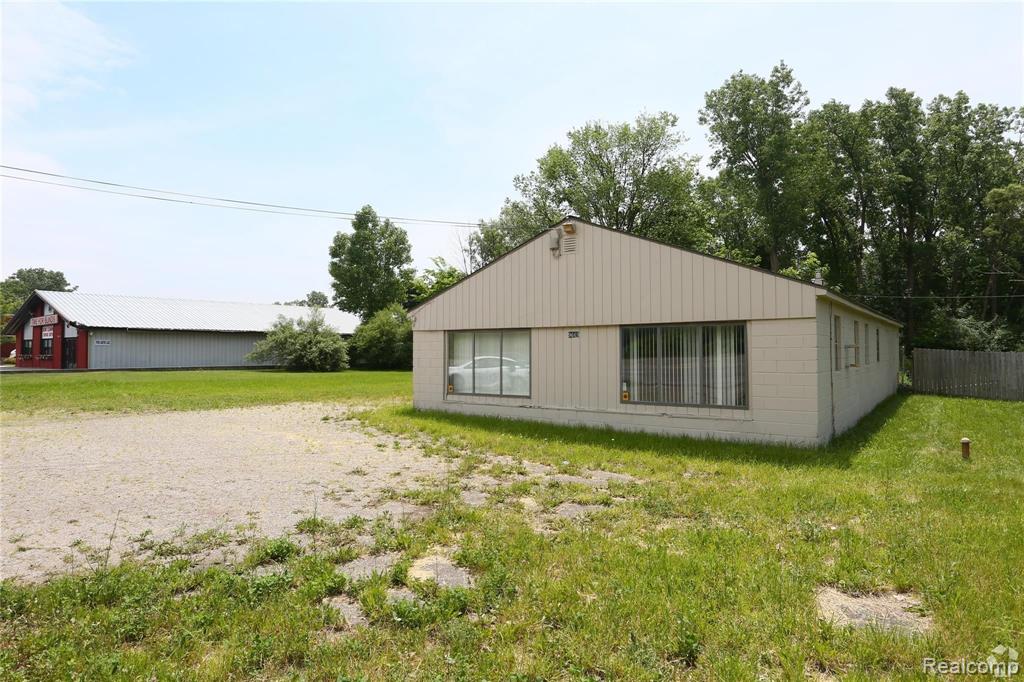 9669 Highland Road, White Lake, MI — Photo 2