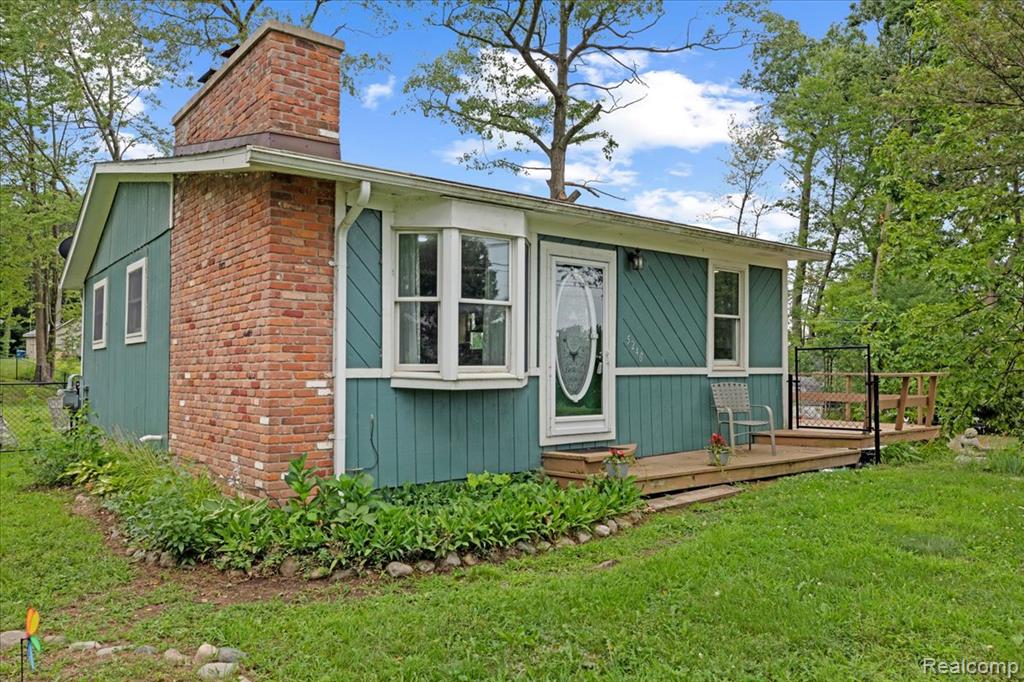 5246 Wayne Road, White Lake, MI 48383 — Photo 7