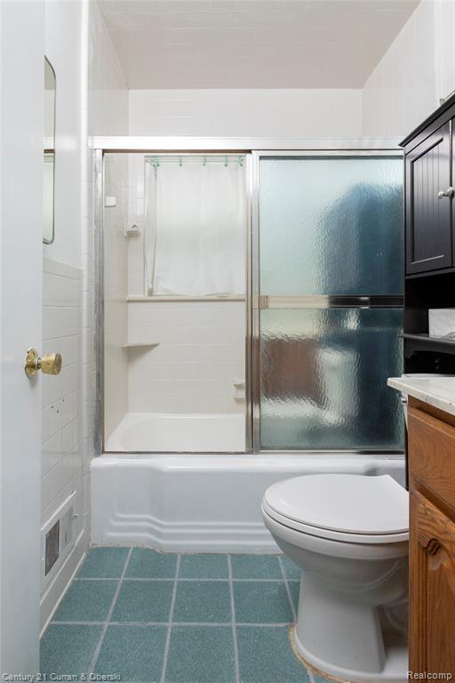 7077 Deering Street, Garden City, MI — Photo 16