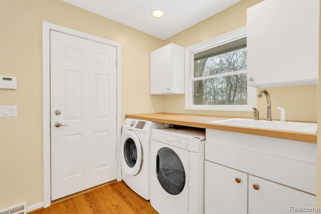 8378 OLD PLANK Road, Grand Blanc, MI 48439 — Photo 39