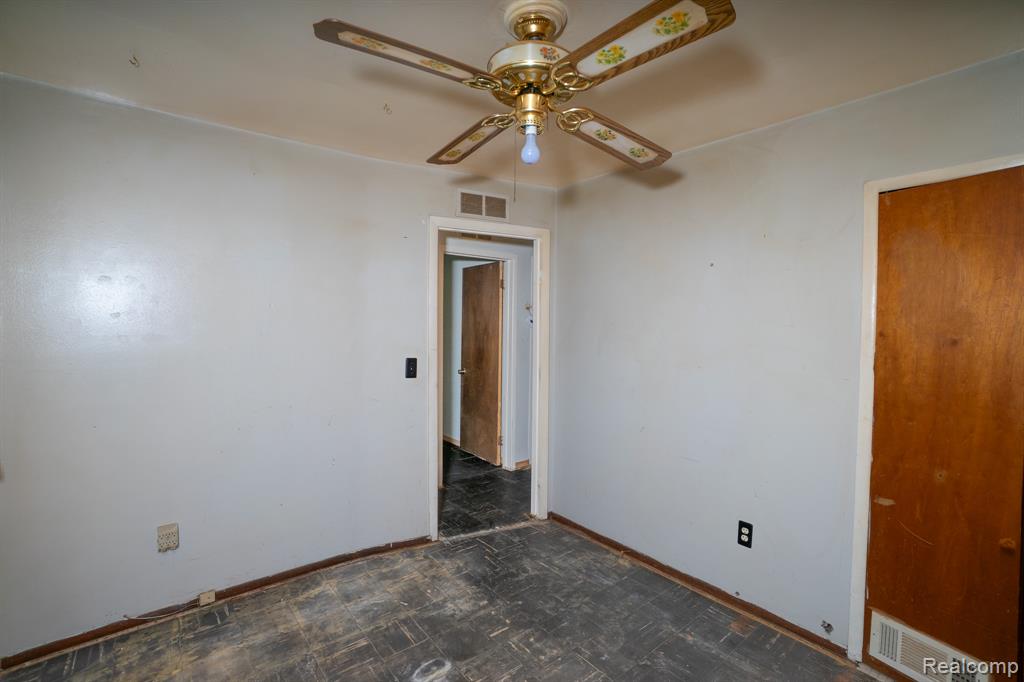 12667 Blackstone Street, Detroit, MI 48223 — Photo 20