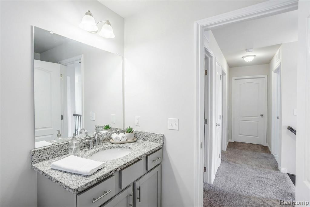 320 Hidden River E, Holly, MI 48442 — Photo 36
