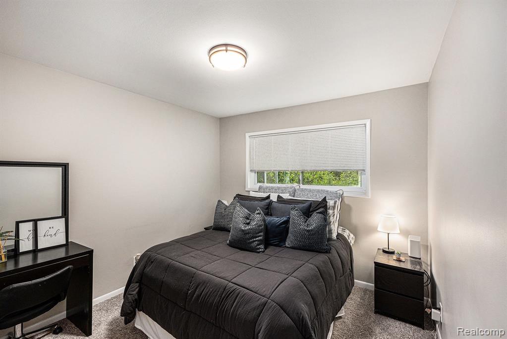 6681 PEAR Lane, Clarkston, MI — Photo 13