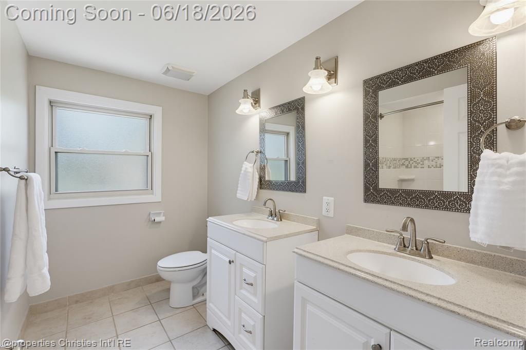 30130 Marimoor Street, Beverly Hills, MI 48025 — Photo 29