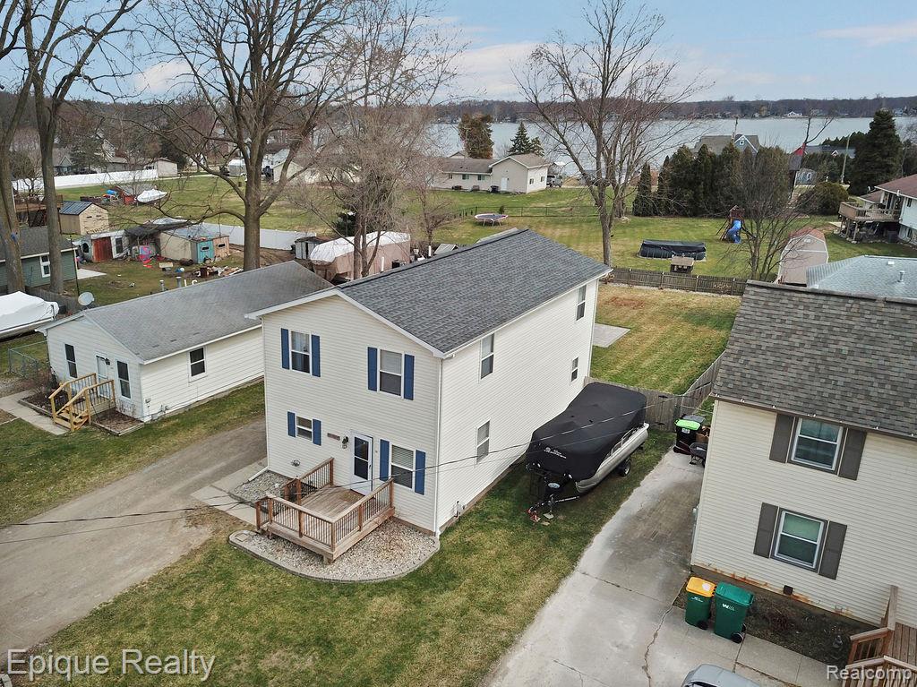 11605 Elmdale Road, Whitmore Lake, MI 48189 — Photo 32