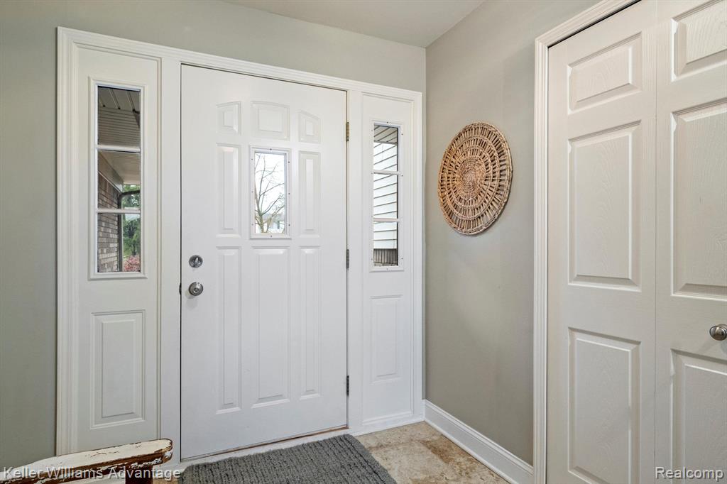 43924 ORLEANS, Canton, MI 48187 — Photo 8