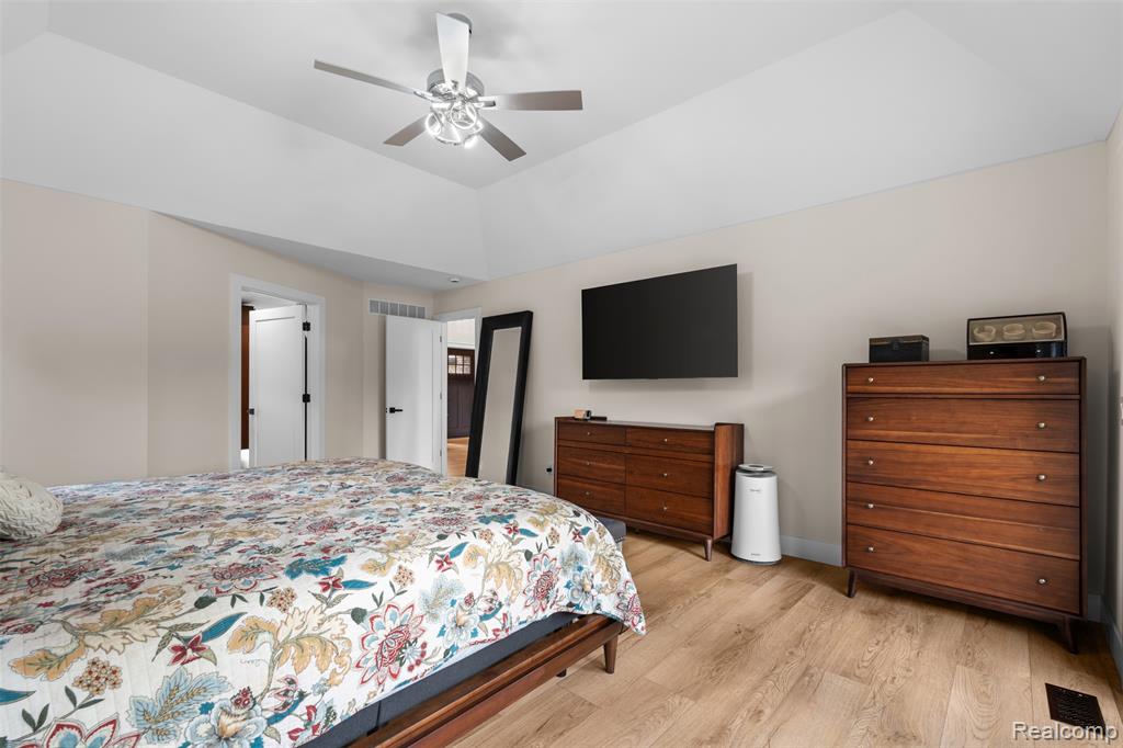55550 Lee Road, New Hudson, MI 48165 — Photo 31