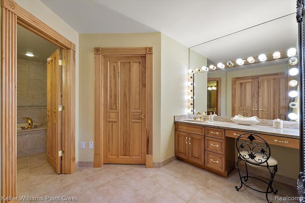 6263 Canter Creek Trail, Grand Blanc, MI 48439 — Photo 51