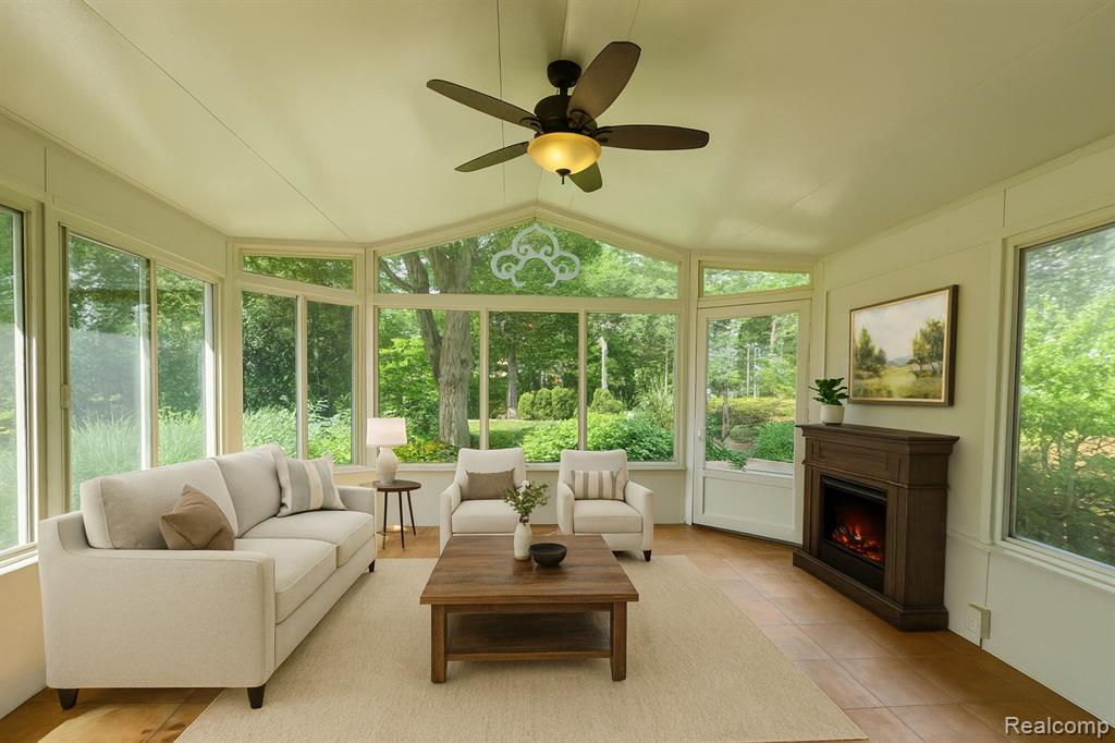 8276 Appleway Drive, Grand Blanc, MI 48439 — Photo 9