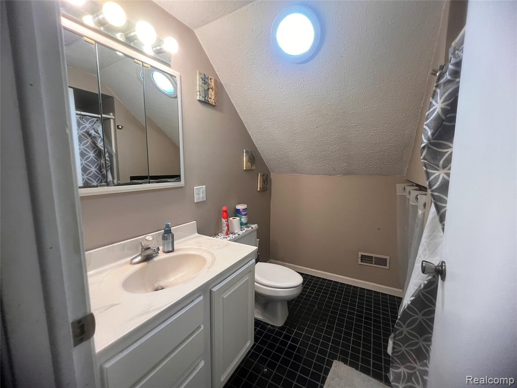 6126 Green Court, Chelsea, MI 48118 — Photo 22