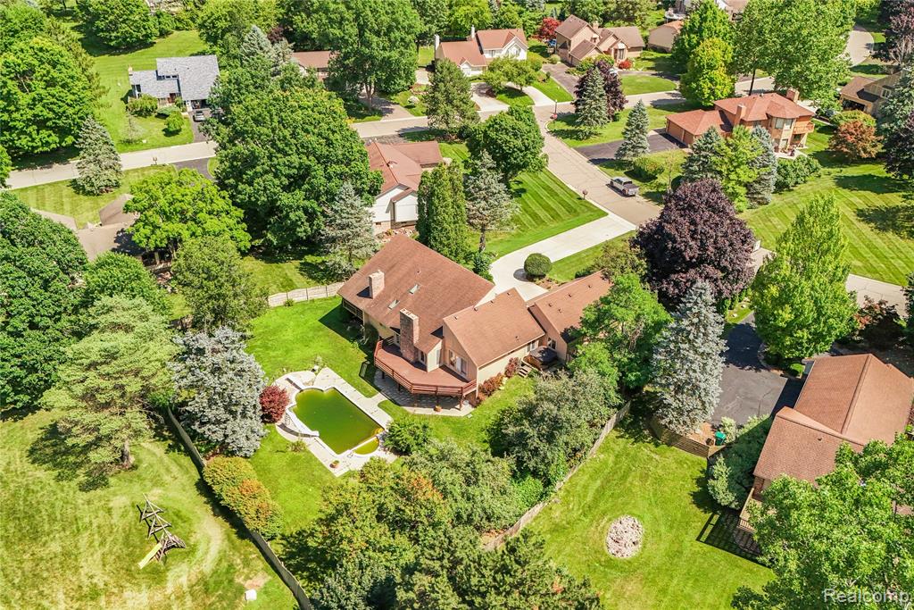 8285 Staghorn Trail, Clarkston, MI 48348 — Photo 59
