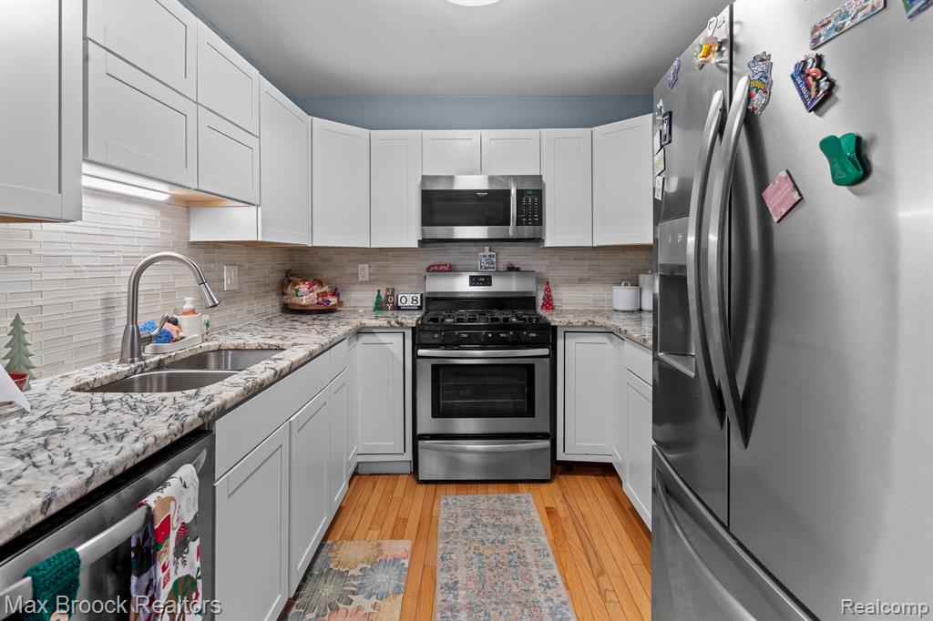 5005 CROOKS Road, 34, Royal Oak, MI 48073 — Photo 12