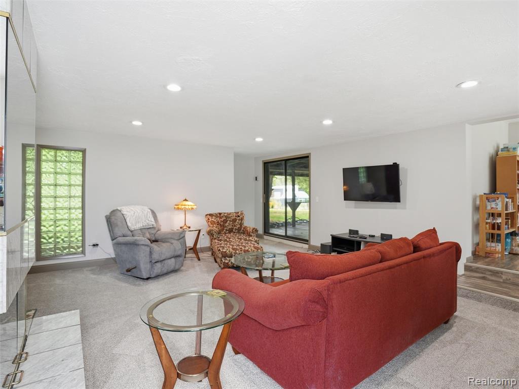 37843 Emery Street, Clinton Twp, MI 48036 — Photo 5