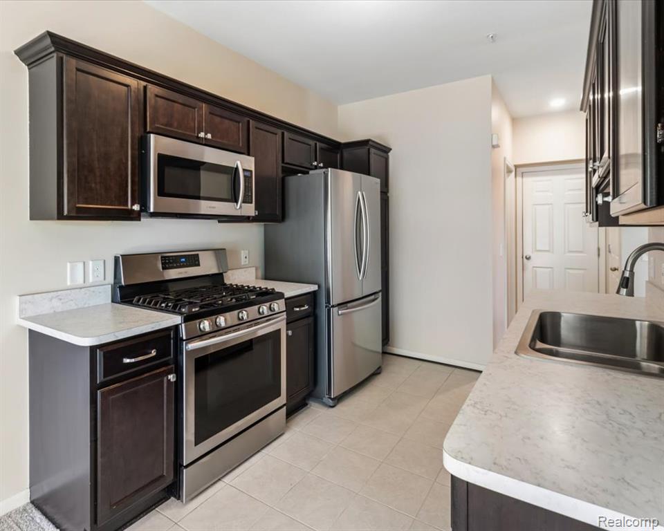 2203 Riversedge Drive, Saline, MI 48176 — Photo 11