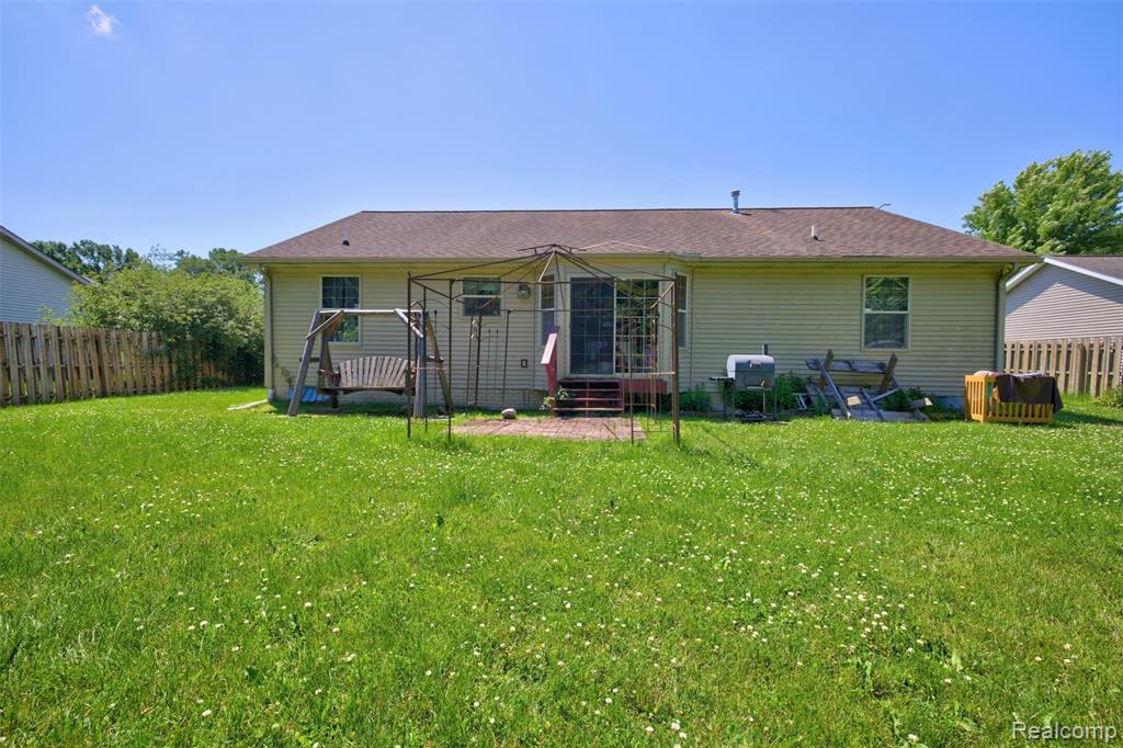 5344 Wheat Way Avenue, Swartz Creek, MI 48473 — Photo 43