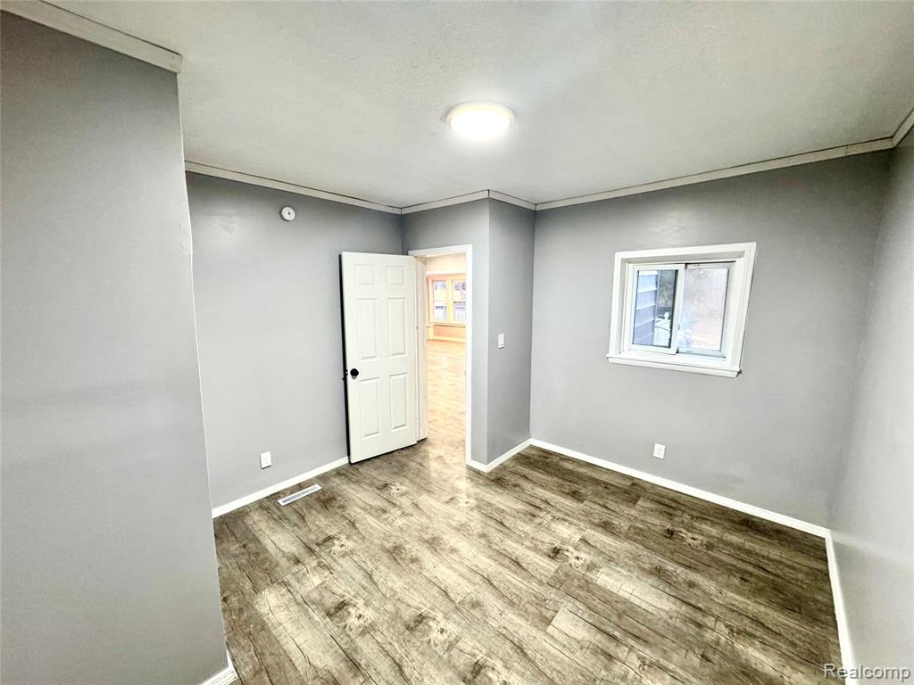 618 N 1st Street, Chesaning, MI 48616 — Photo 30