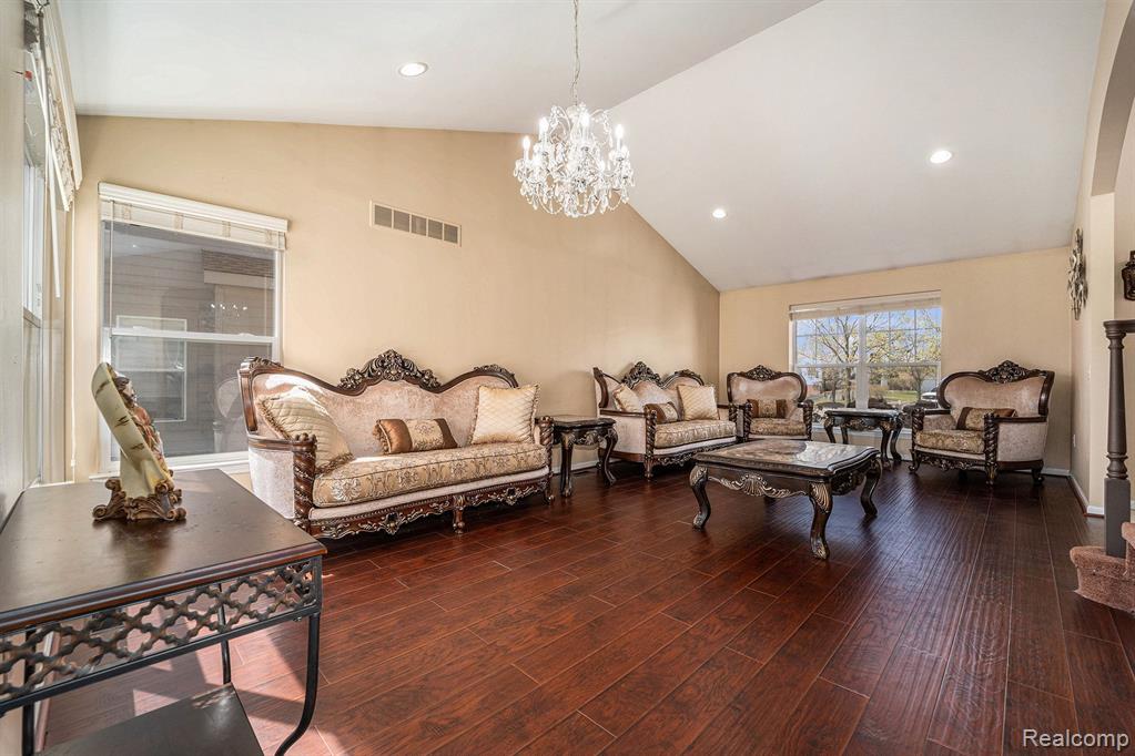 7549 ACORN HILL Court, West Bloomfield, MI 48323 — Photo 8
