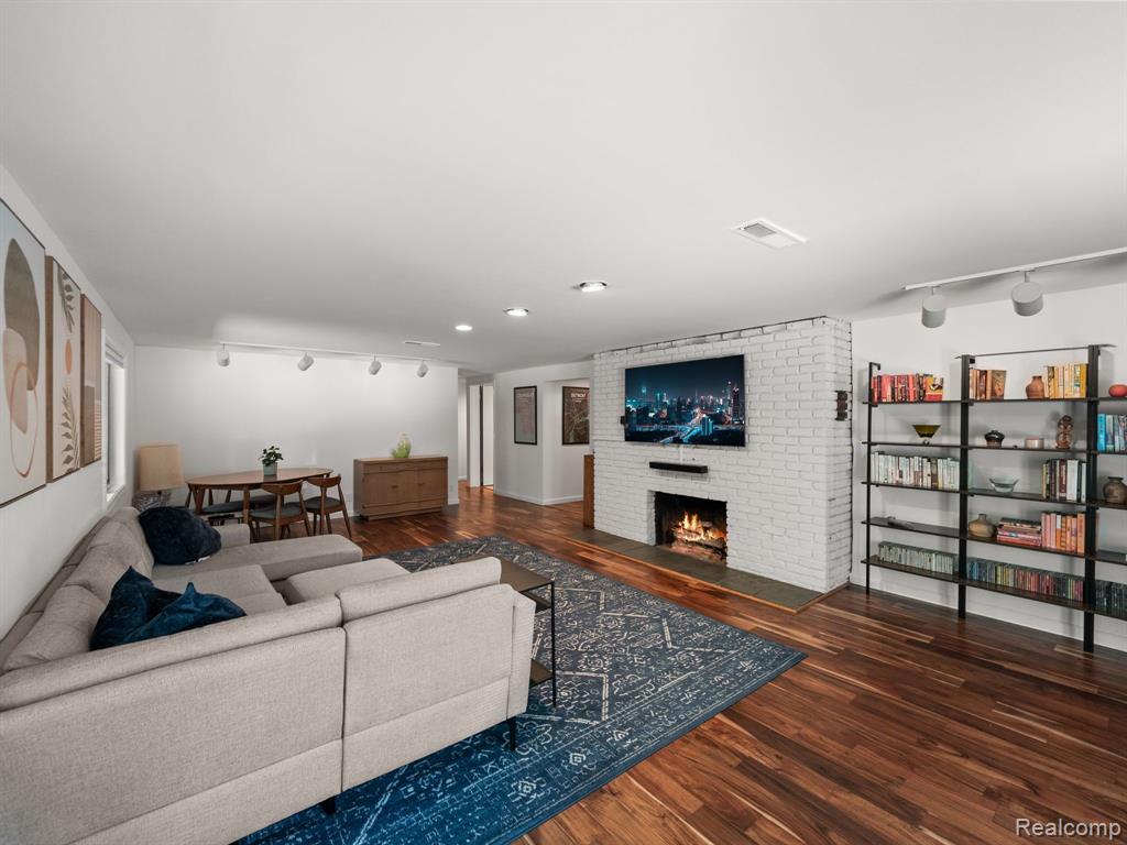 5151 N ADAMS Road, Bloomfield Hills, MI 48304 — Photo 26