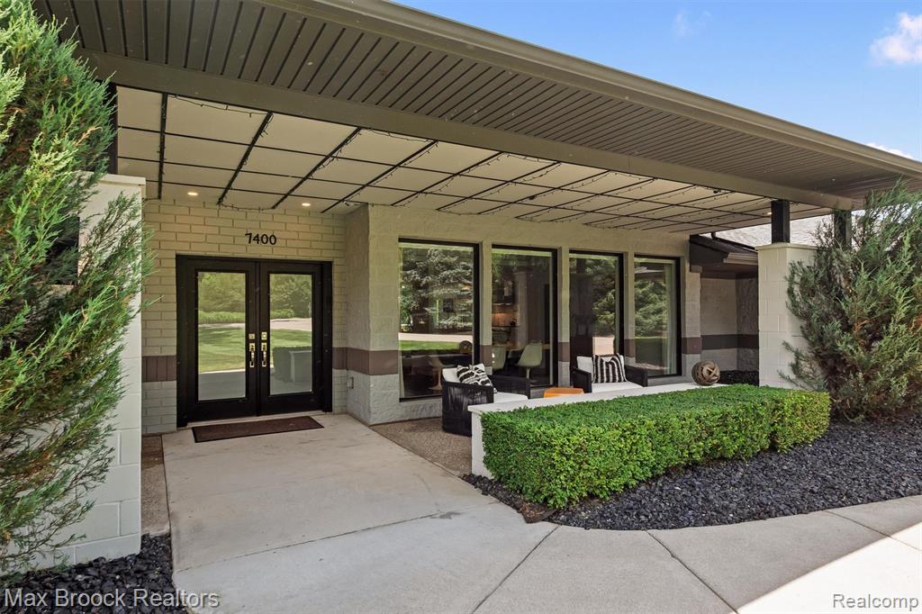 7400 Parkstone Lane, Bloomfield Hills, MI 48301 — Photo 10