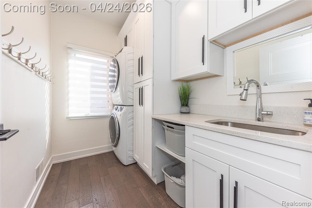 45711 Bristol Circle, Novi, MI 48377 — Photo 30