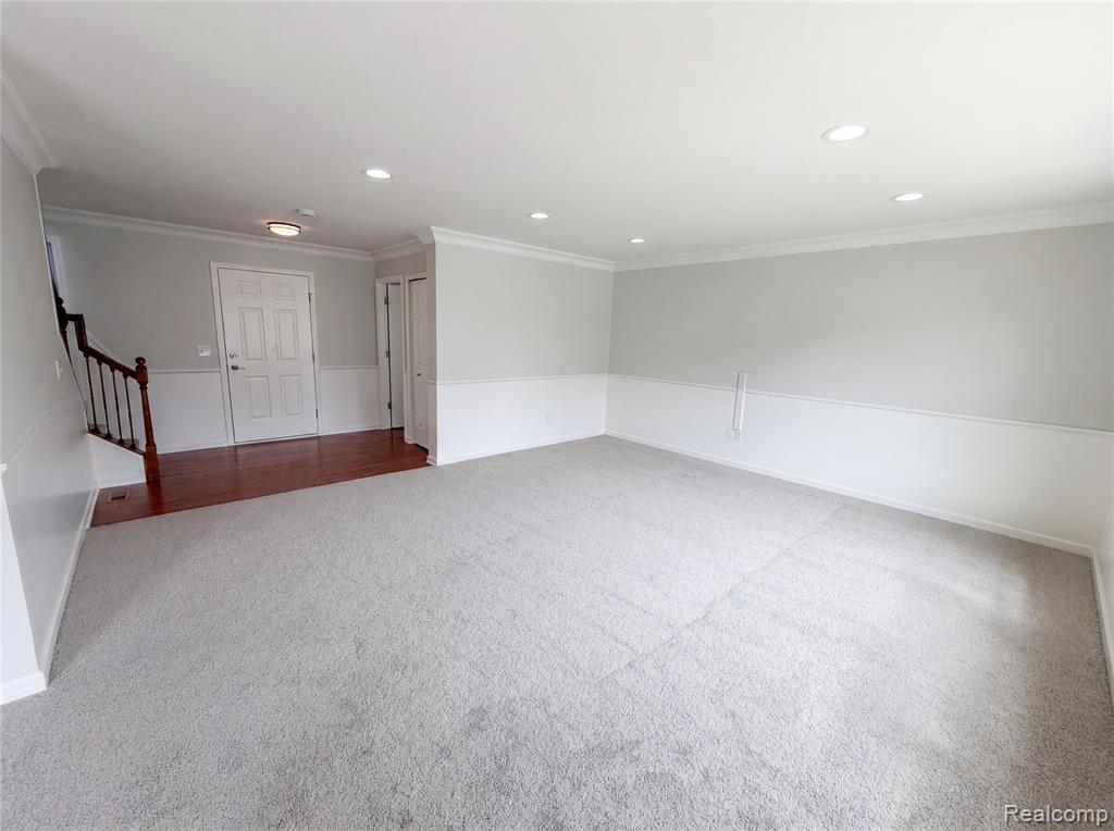 42824 Greystone Drive, Sterling Heights, MI 48313 — Photo 9