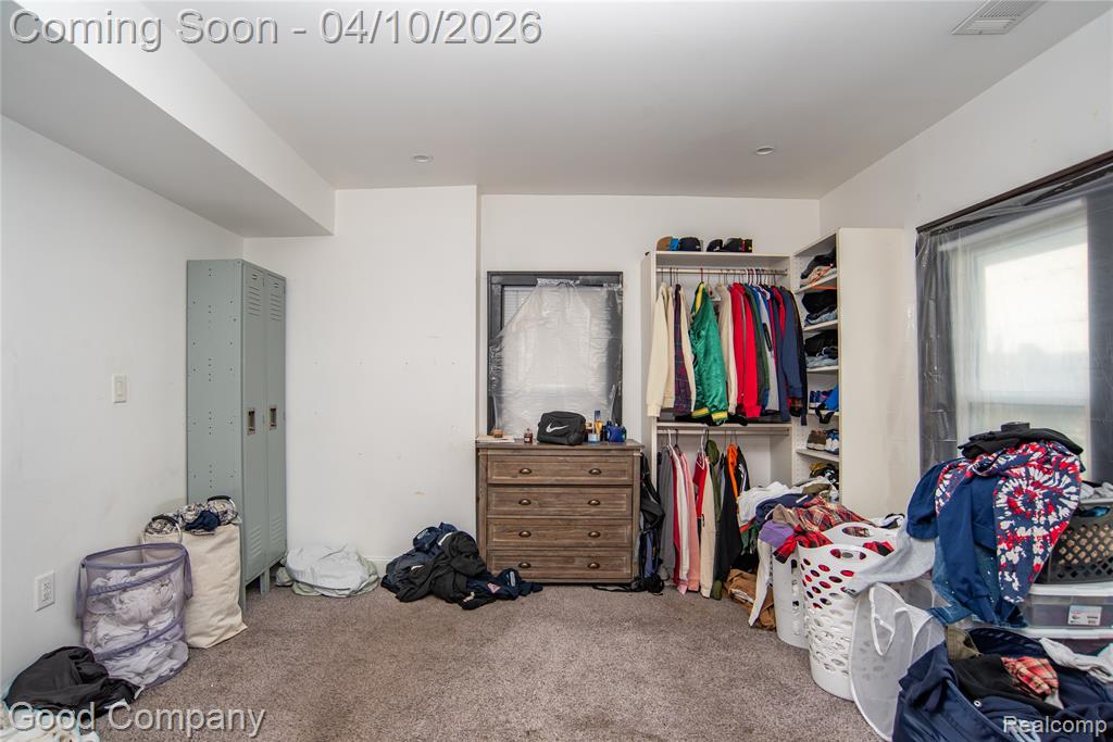 30 Lawrence Street, Detroit, MI 48202 — Photo 22