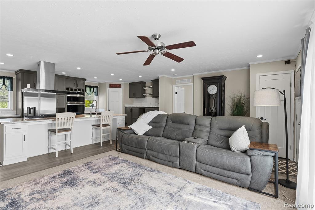 6450 Prince Boulevard, Fenton, MI 48430 — Photo 8