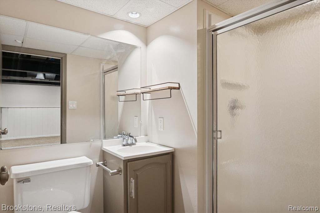 16951 Locherbie Avenue, Beverly Hills, MI 48025 — Photo 31