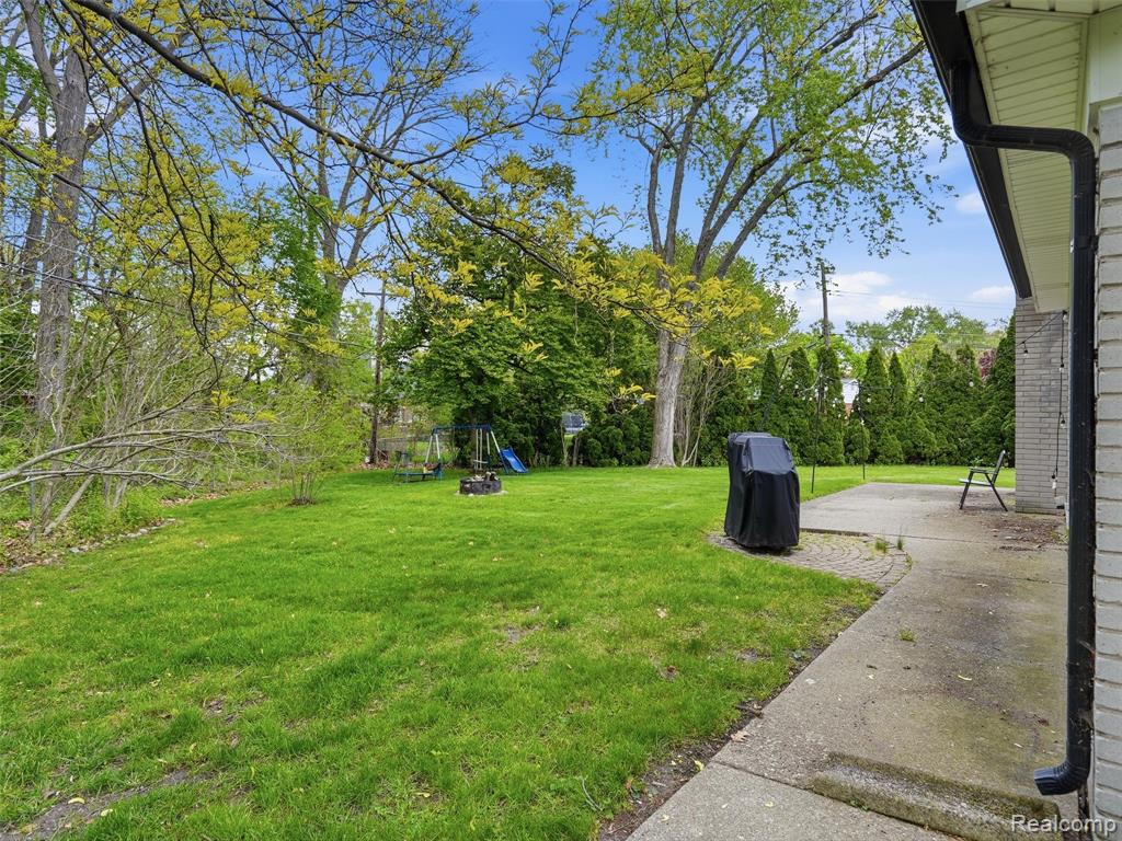 37296 Maple Leaf Court, Clinton Twp, MI 48036 — Photo 66