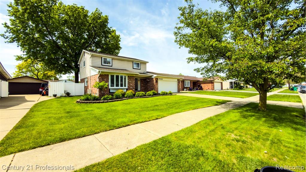 20463 Law Avenue, Brownstown, MI 48183 — Photo 3