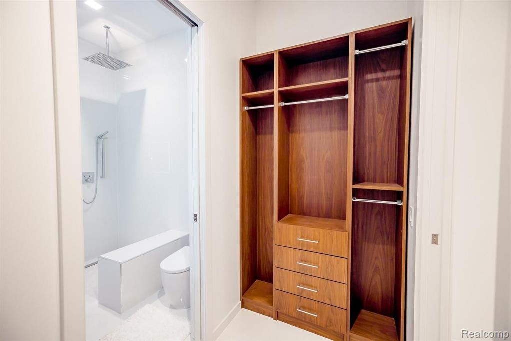400 Old Woodward Avenue, Birmingham, MI 48009 — Photo 9