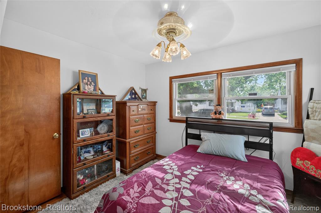 23496 Willard Avenue, Warren, MI 48089 — Photo 8
