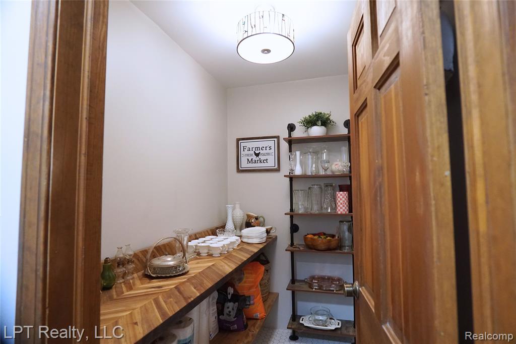 6210 Sterling Drive, Newport, MI 48166 — Photo 19