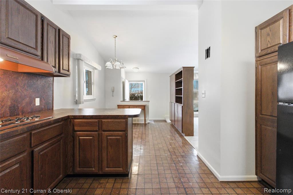 7479 N Charlesworth Street, Dearborn Heights, MI 48127 — Photo 13