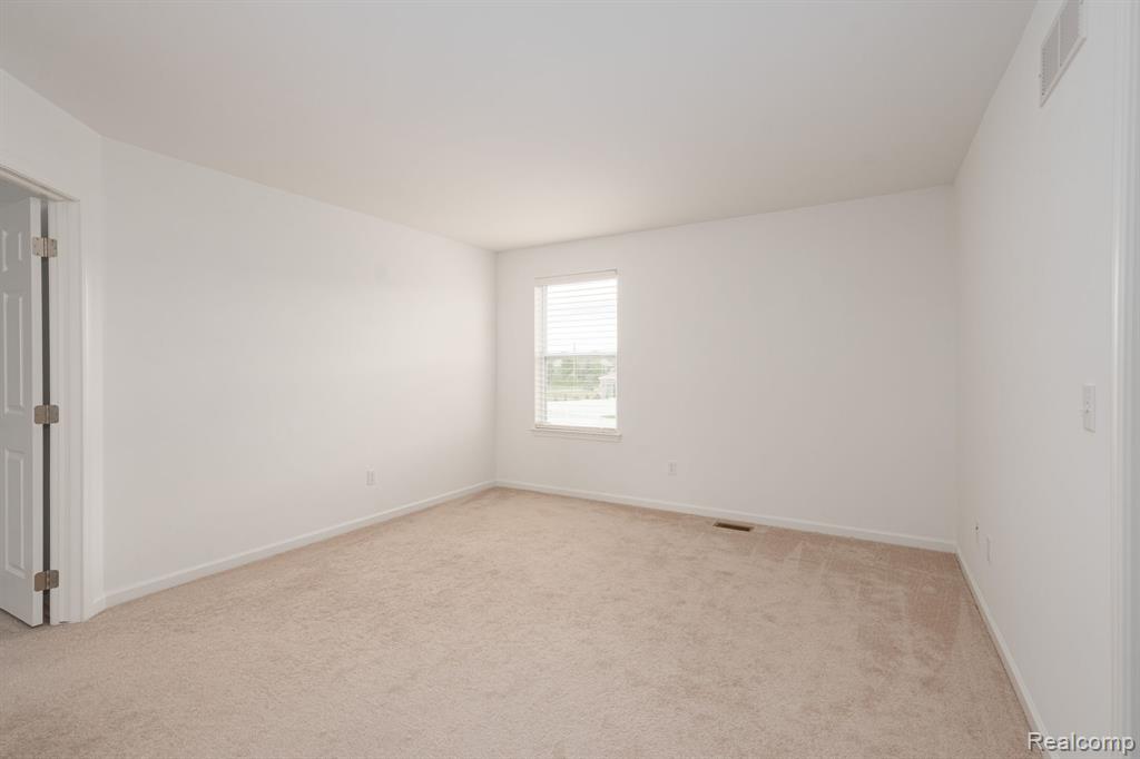 48904 Carnegie Way, Macomb, MI 48042 — Photo 19