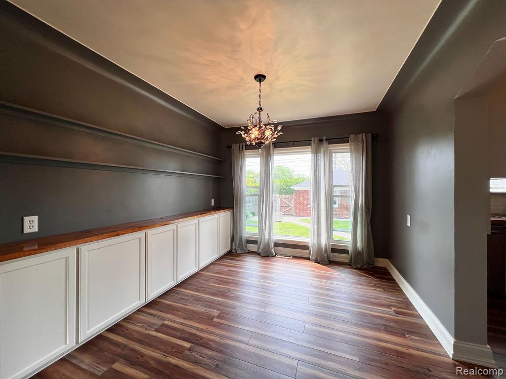8488 HARDING, Center Line, MI 48015 — Photo 17