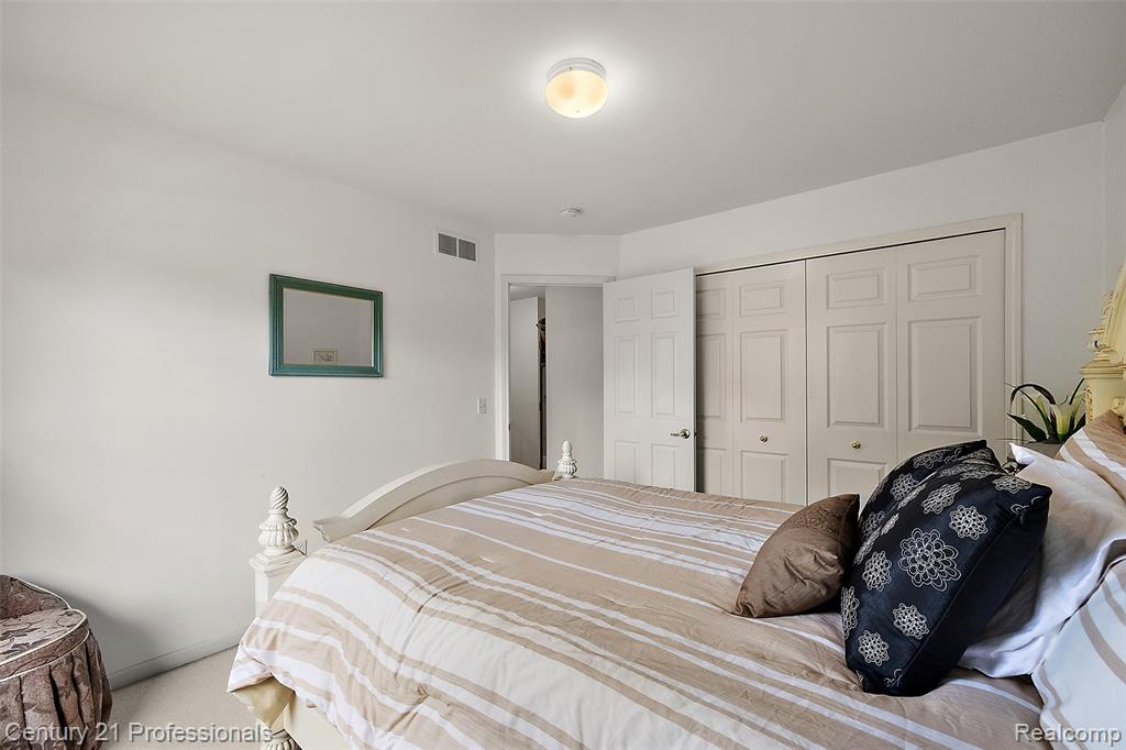 8117 Remington Court, Clarkston, MI 48348 — Photo 22