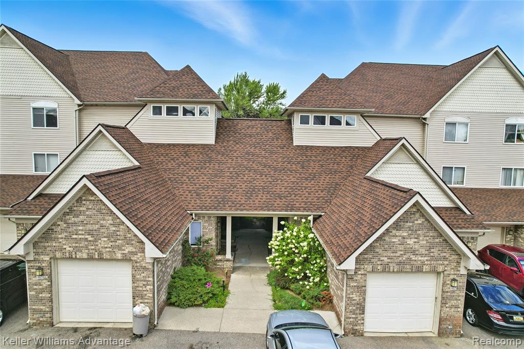 863 Brandon Avenue, Pontiac, MI 48340 — front exterior