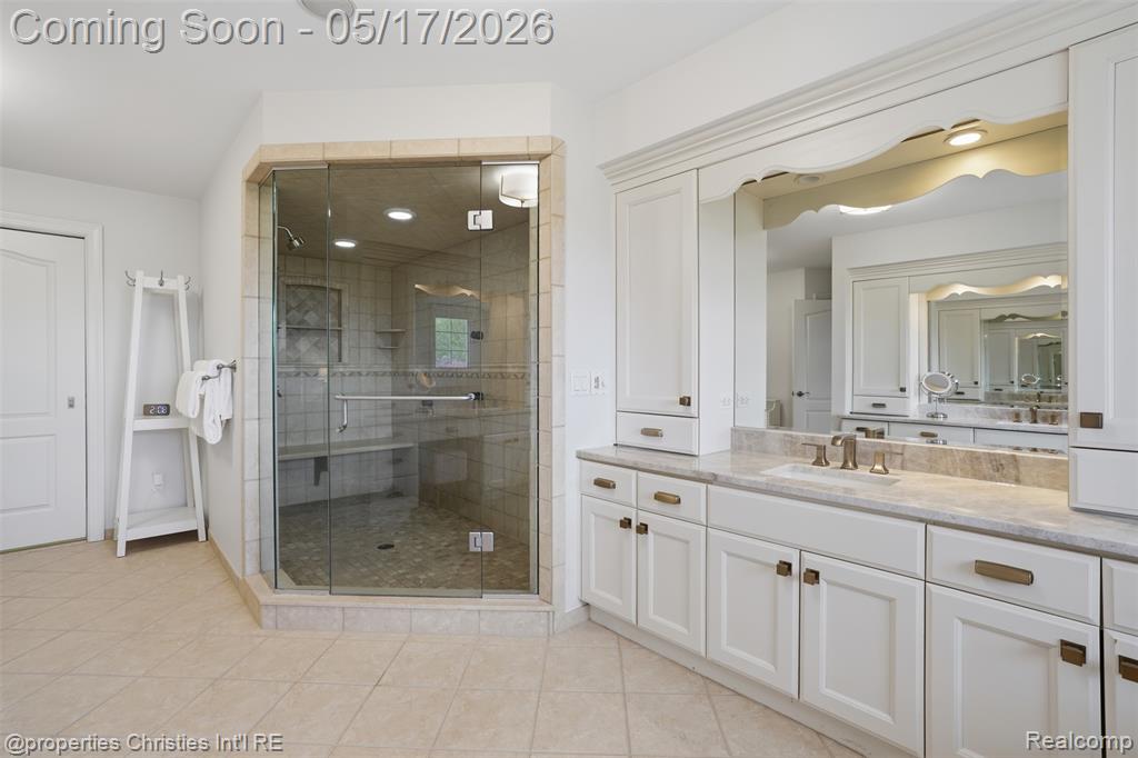 5011 Rockaway Lane, Clarkston, MI 48348 — Photo 29