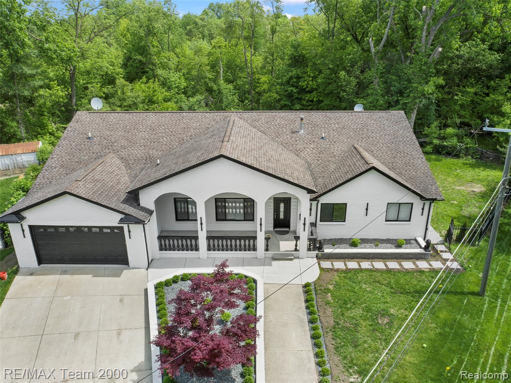 6302 Burger Street, Dearborn Heights, MI 48127 — front exterior