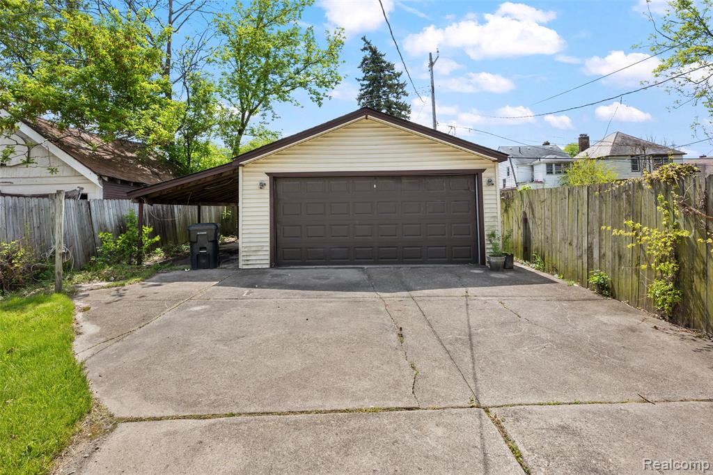 2681 Burlingame Street, Detroit, MI 48206 — Photo 32
