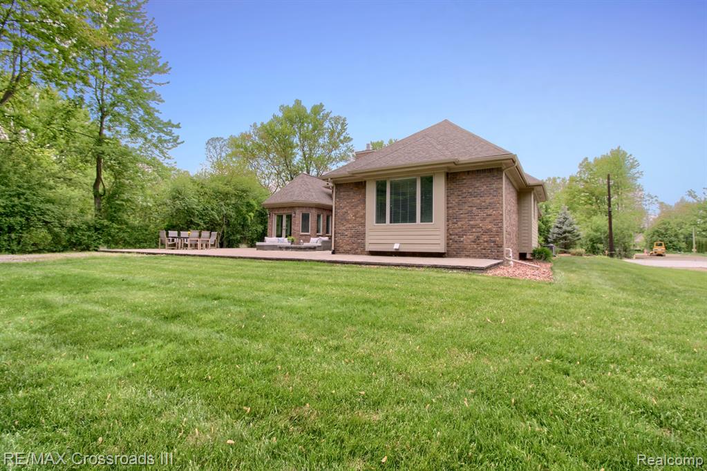 47605 HANFORD Road, Canton, MI 48187 — Photo 36