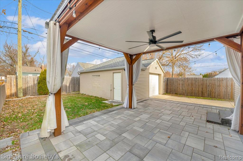 621 DEWEY Street, Royal Oak, MI 48067 — Photo 19