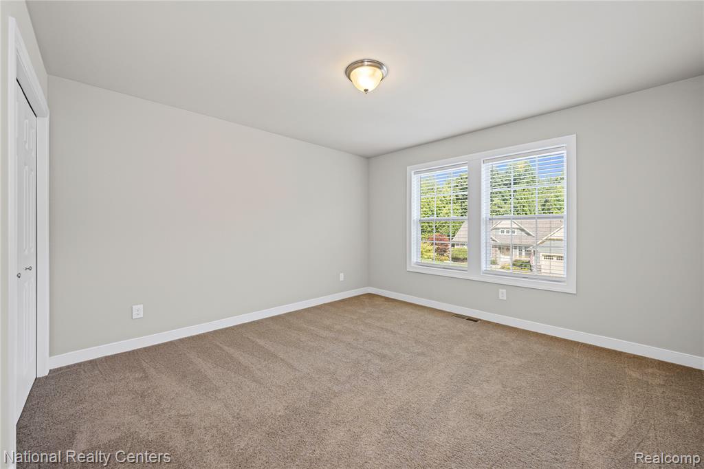 9760 Dornoch Trail, Brighton, MI 48114 — Photo 41