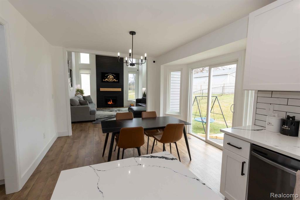 963 LANCASTER Street, Lapeer, MI 48446 — Photo 24