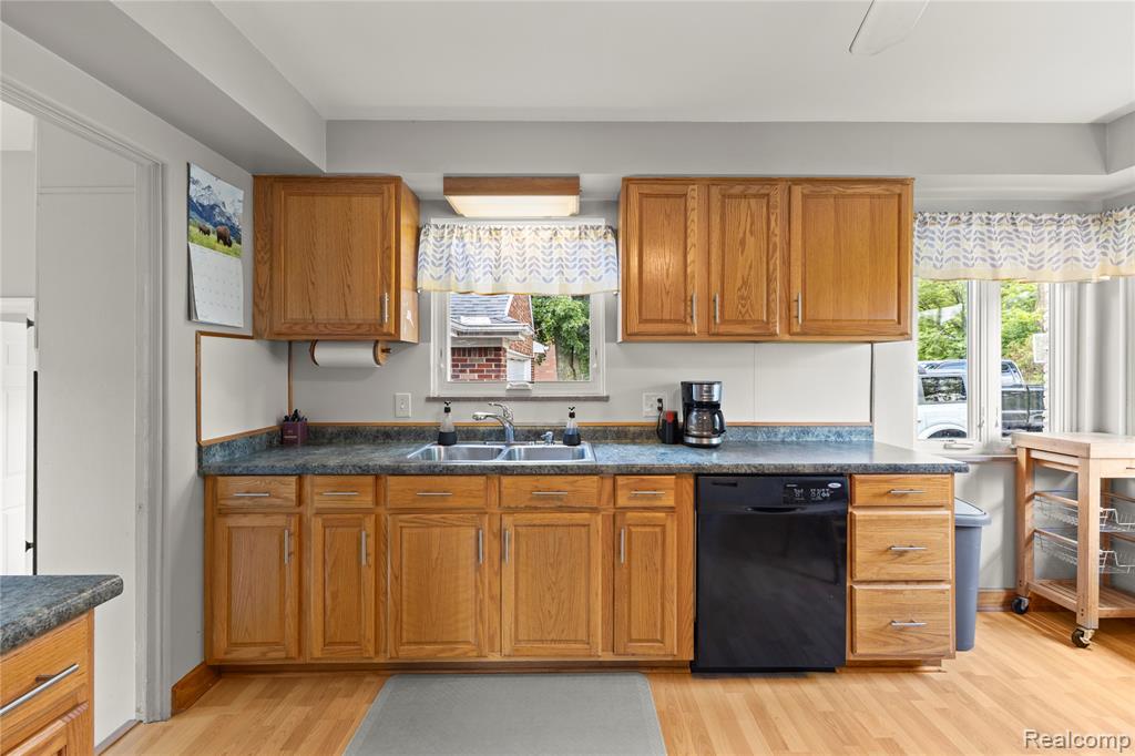 42435 E Huron River Drive, Belleville, MI 48111 — Photo 16