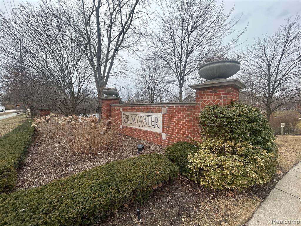 39460 SPRINGWATER Drive, Northville, MI — Photo 37