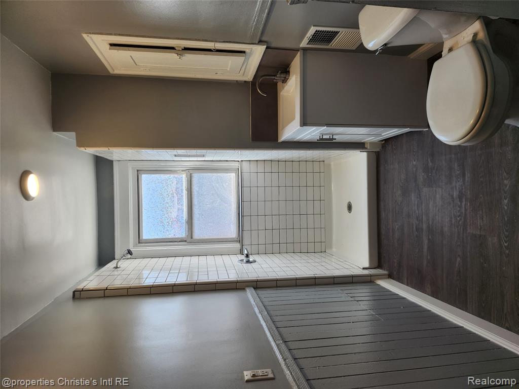 4207 4th Street, Detroit, MI 48201 — Photo 8